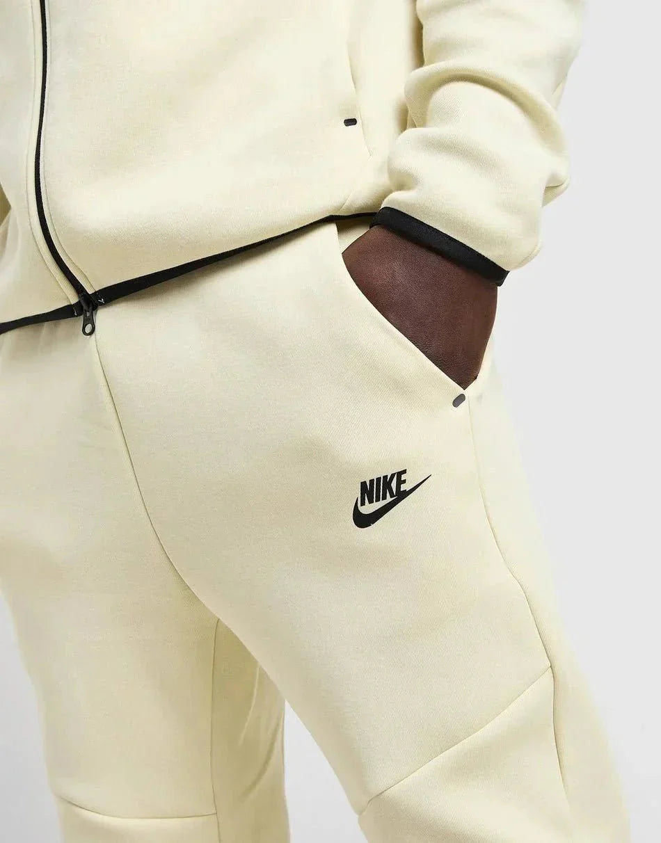 Nike Tech Fleece Joggers