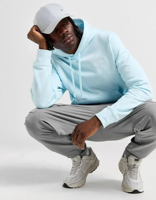 NK Sweat à Capuche Club Fleece