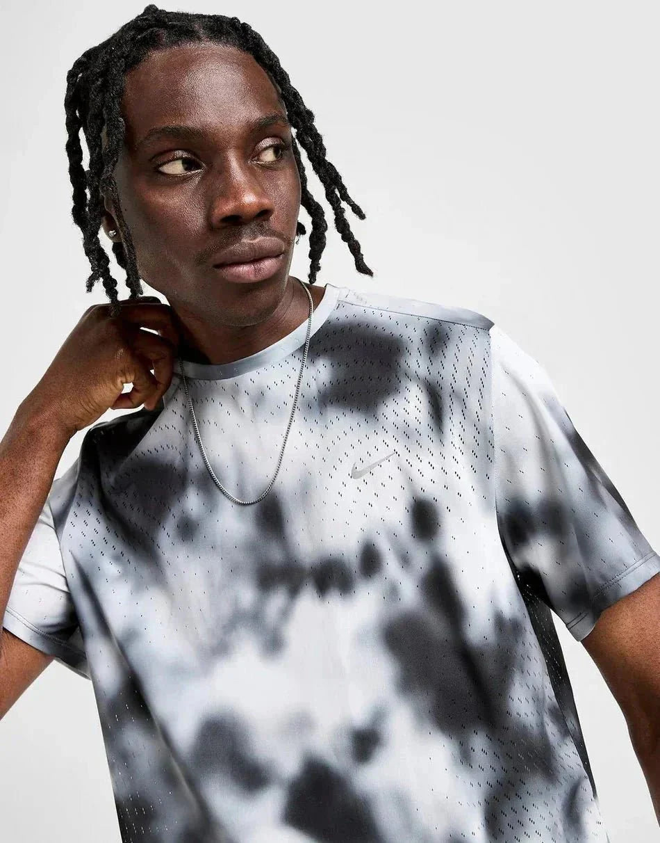 NK T-shirt imprimé Run Division